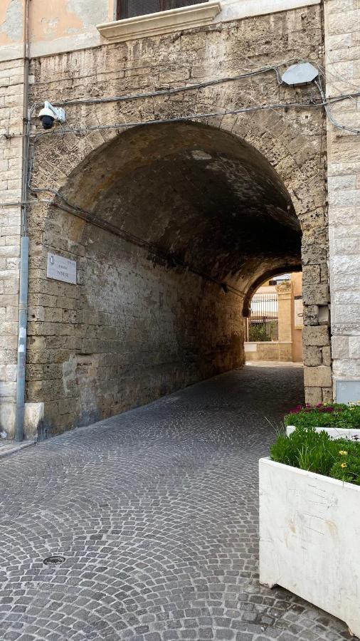 Arco Vanese Bari Exterior foto